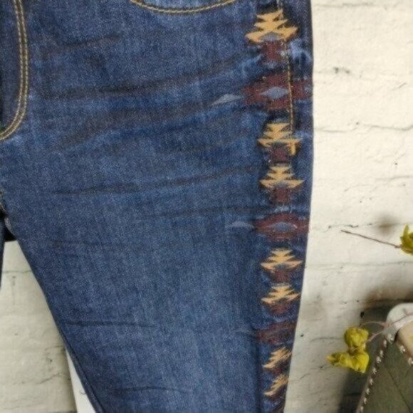 Driftwood Jackie Southwestern Dark Wash Skinny Jeans Blue Size 25 - Picture 2 of 7